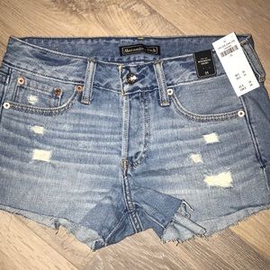 Women’s Abercrombie and Fitch shorts